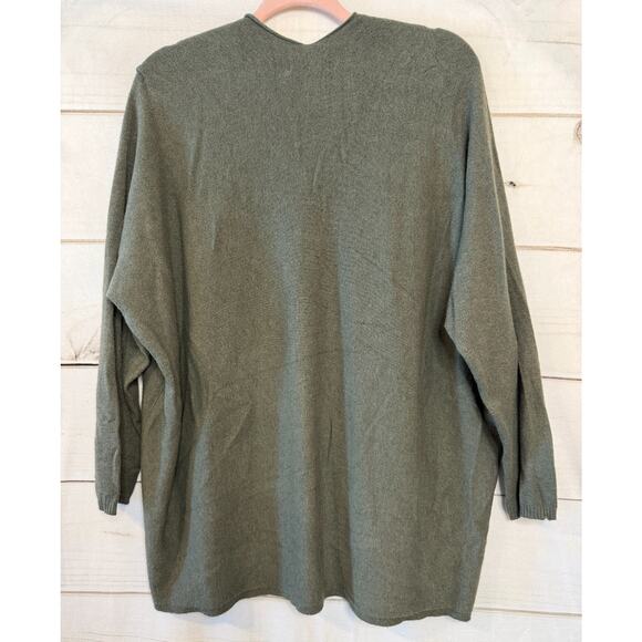 Alexandre Laurent Sweater Green Solid Est. Sz LG Classic Chic - Picture 2 of 5